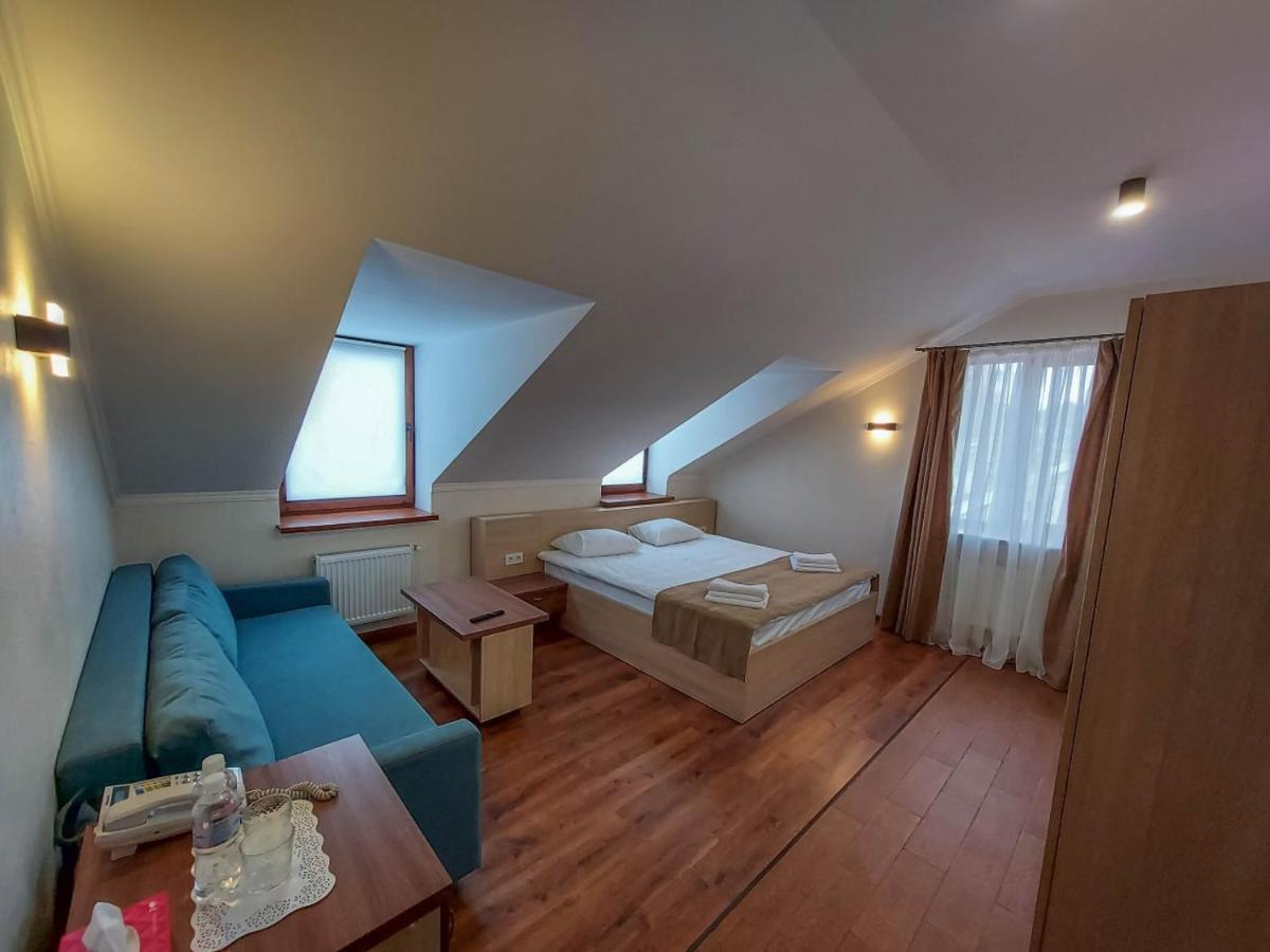 Graff Hotel Дніпро Екстер'єр фото