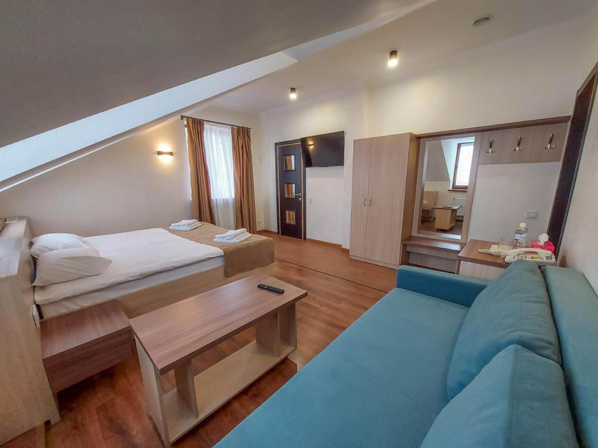 Graff Hotel Дніпро Екстер'єр фото