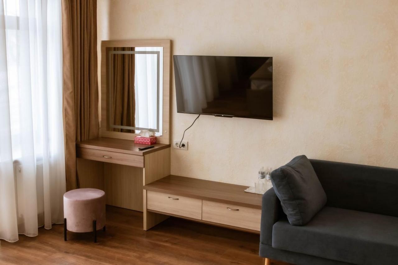 Graff Hotel Дніпро Екстер'єр фото